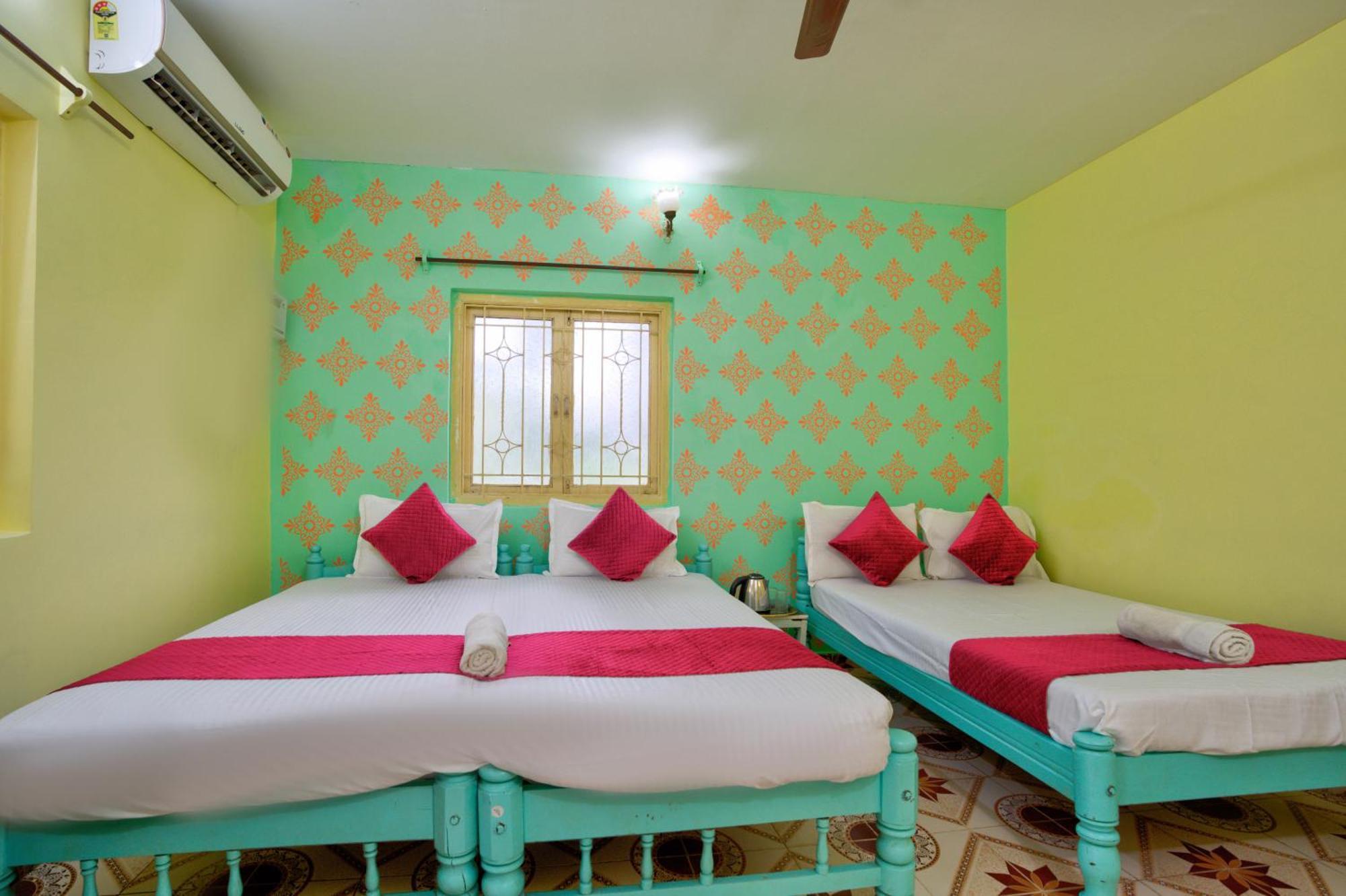 Oceanic Pearl Beach Guest House Calangute Exterior foto